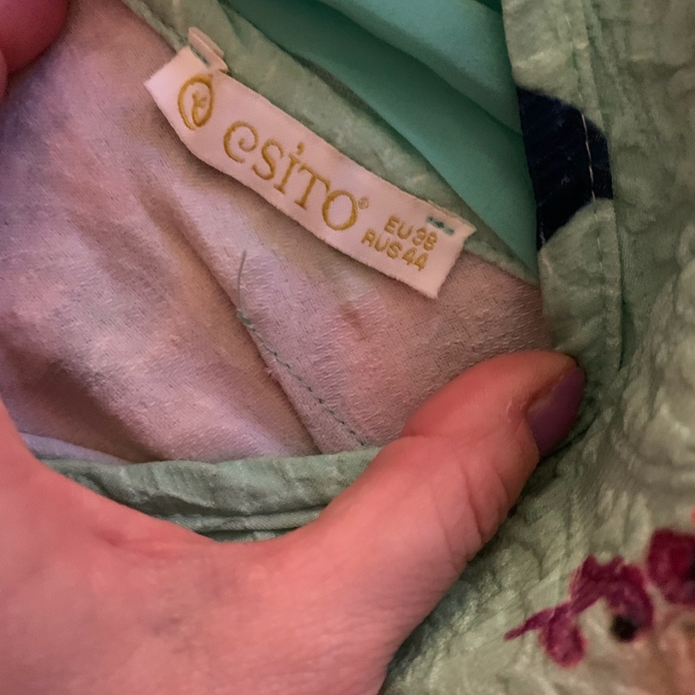 Dress - Picture 3 of 3